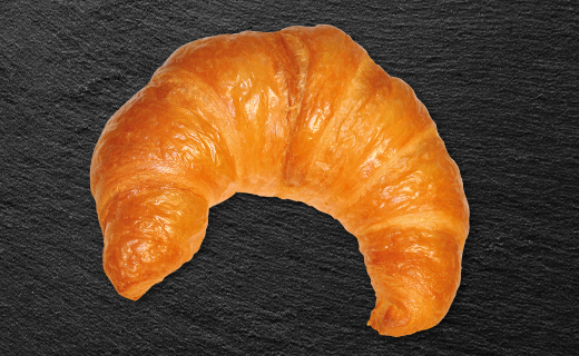 Buttercroissant auf Schiefertafel