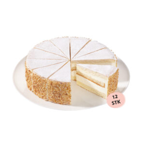 Ein köstliches Stück Käse-Sahne-Torte, geschnitten und auf einem Teller präsentiert.