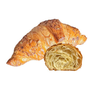 Frisch gebackenes, goldbraunes Croissant, bestreut mit Samen und Nüssen, aufgeschnitten, um das luftige Innere zu zeigen, als neu markiert.