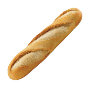 Ein goldbraunes, knuspriges Baguette mit drei diagonalen Einschnitten auf der Oberseite.